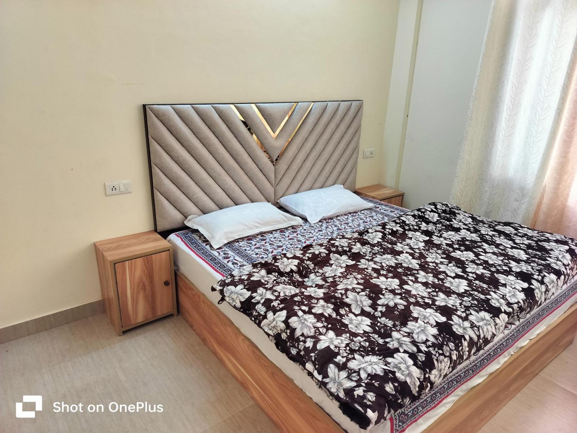 Shimla Vibes B & B Free Pick & Drop From Isbt Shimla Exterior photo